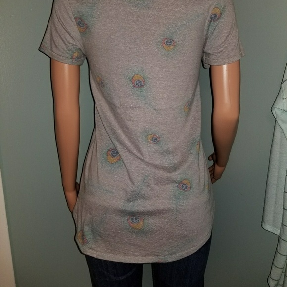 Lu La Roe Classic Tee Size XS Peacock Feathers - Picture 4 of 6